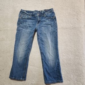 Miss Me Capri. Size 30